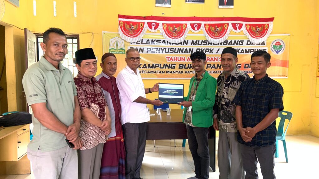 Penyerahan Website Desa Buket Panyang Dua